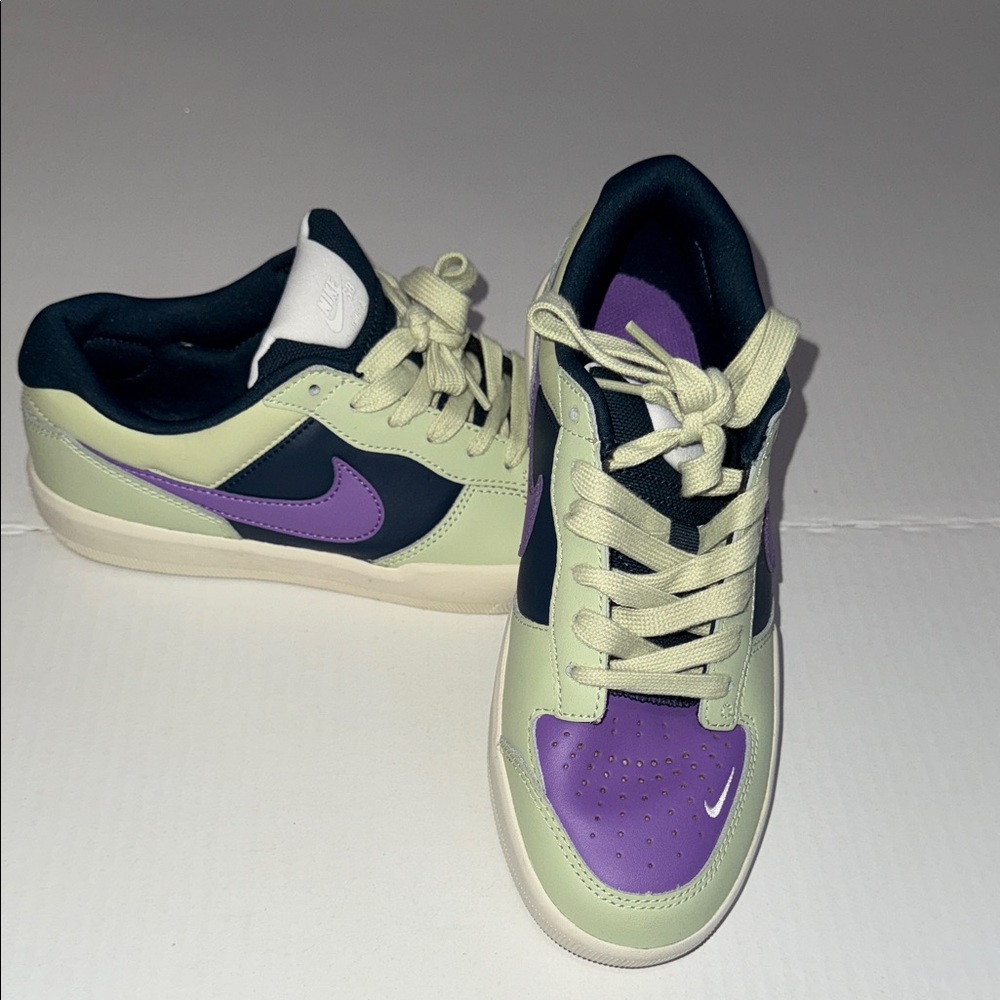 Nike Athletic Shoes - Purple and Cream